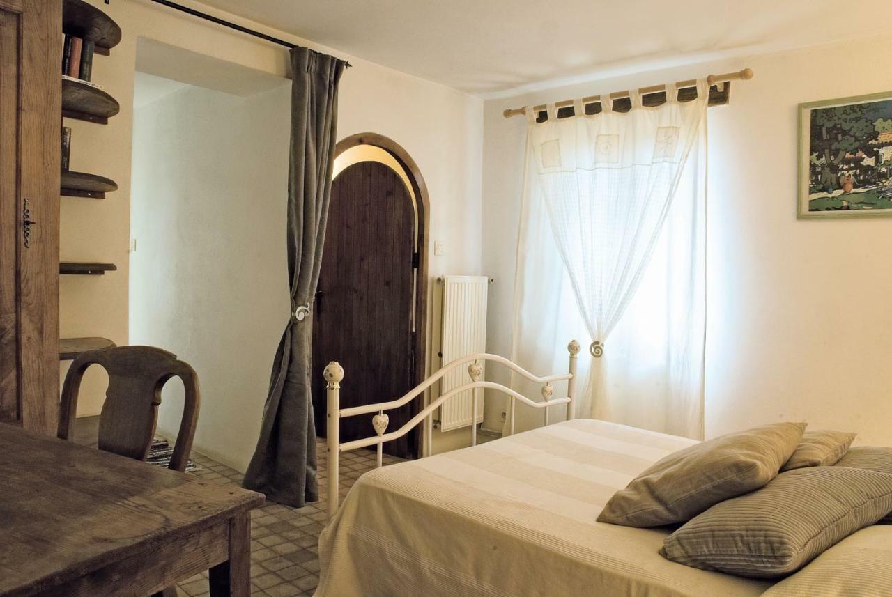 Maison De Dame Tartine Issirac エクステリア 写真